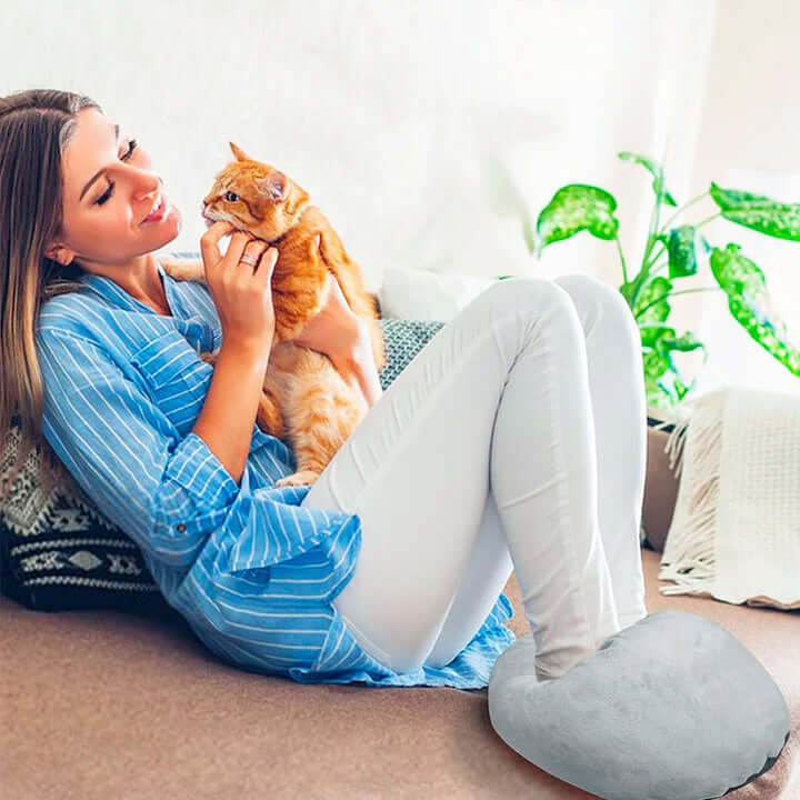 USB Foot Warmer XL – Cozy Heated Feet for Home Office - Image 3