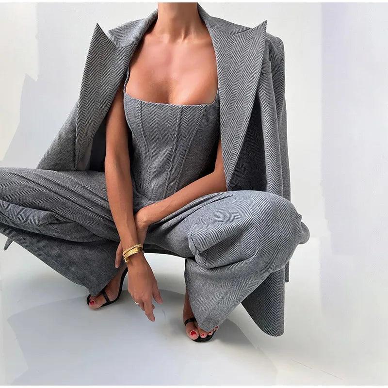 Women's Pantsuit – Elegant Tailored Fit, Luxurious Fabric for Work & Parties - Image 5