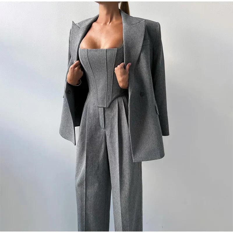 Women's Pantsuit – Elegant Tailored Fit, Luxurious Fabric for Work & Parties - Image 6